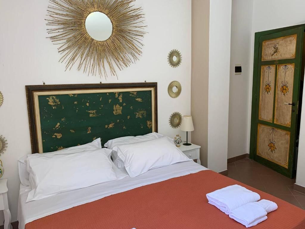 King Room with Balcony - Guest house Le Sibille Taormina